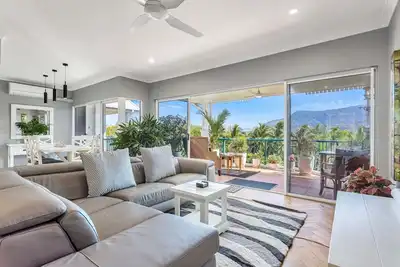 Image de House on the Hill Resort Cairns - Mountain Views