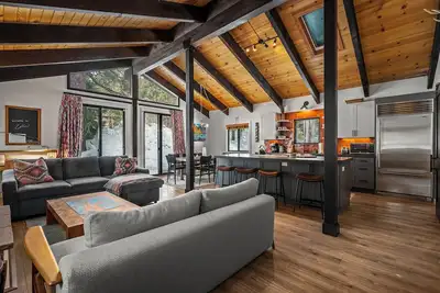 Image de Zaffiro - Cozy cabin retreat | Near Lake Tahoe
