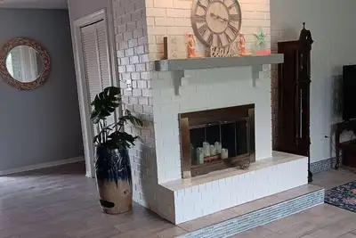 Image de Spacious 4-bedroom house perfect for families, trade workers, contractors