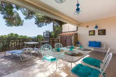 Image de Splendid View apartment with shared swimming pool - Porto Pino hill