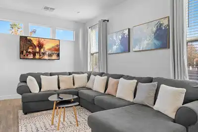 Charming 3-bedroom house 3 miles from Downtown Phoenix