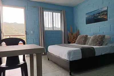 Image de Charming bed & breakfast with 6 bedrooms and WiFi, Ac in brilliant Taganga