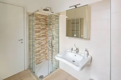 Luce - Modern and quiet apartment, close to main services