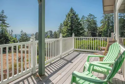 Image de Gorgeous 3 Bdr Home in Gualala w\/ Ocean View!