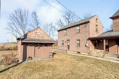 Image de Charming 2-bedroom bungalow with Ac, WiFi in nice Bethel
