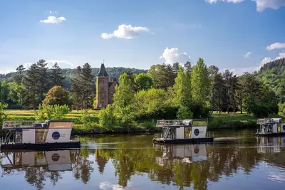 Image de Floating vacation apartment on the Saar - mobile home, shower, Wc, 2 bedrooms