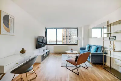 Image de Amazing Ues Luxury 2 Bedw/Gym, Pool, Laundry #6187