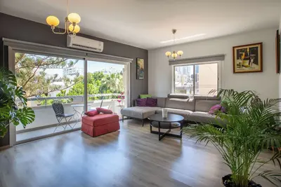 Image de Chic 2-bedroom apartment with Ac, WiFi in wonderful Limassol