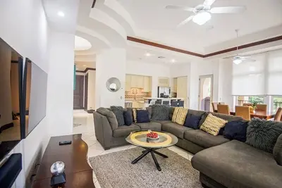 Image de 3-bedroom 3. 5 bath condo in Los Suenos Marina Village  Costa Rica with Ac, WiFi