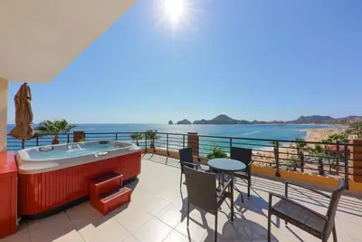 Image de 3-bedroom Oceanfront Suite - All-inclusive Option