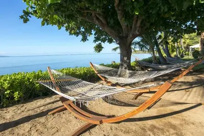 Image de Deluxe Family Room: Spacious Garden Views, Comfort for All at Hotel Molokai