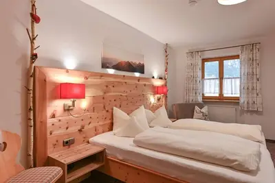 Image de Vacation apartment Edelsberg No. 1 on the first floor - Landhaus am Rosenbächle