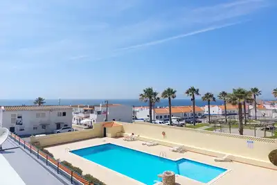 Image de Ericeira Palm's Tree