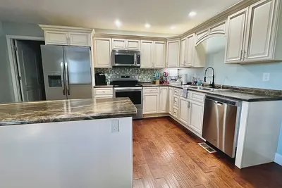 Image de King Luxe Retreat - Pets Welcome, Fenced Yard,
