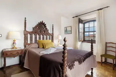 Image de Chambre 'Quarto 2 - Casa Do Adro' avec vue montagne, Wi-Fi et climatisation