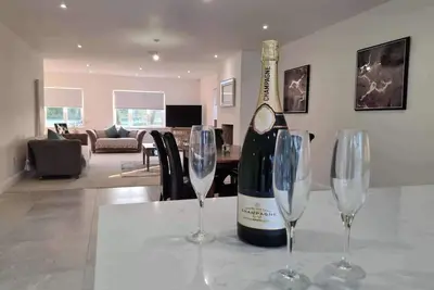 Image de Cosy New 4 bed in Ramsgate close to Quex Park
