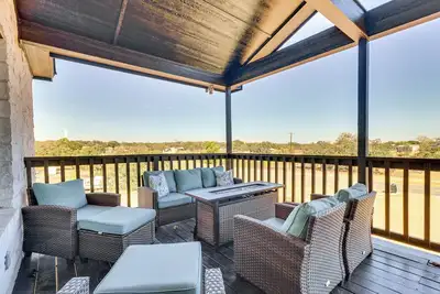 Image de Walk to Water: Game Room at Buchanan Dam Home!