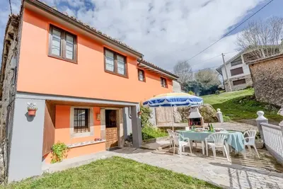 Image de House with garden overlooking the Picos de Europa (3 double bedrooms and 2 bathrooms)