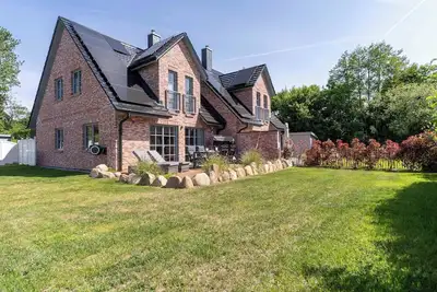 Image de Enjoy a relaxing vacation in this comfortable semi-detached house in