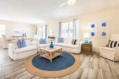 Image de Relaxing Spacious 5br Family Pool Home Game Room-1544mvd