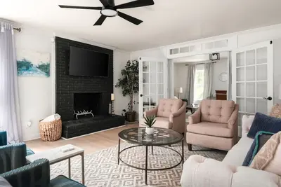 Spacious 5br, 3. 5ba home, 5 min walk to Duke