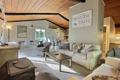 Image de FiddleHead Lane-Near Killington, Fireplace, Grill
