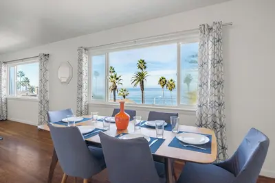Image de Ocean View Condo/Steps to Ocean/Walk to All