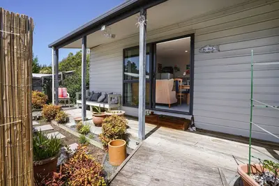 Image de The Bach at Old Broadway - Waikuku Beach Retreat