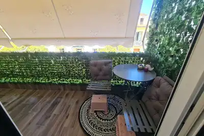 Image de Cozy apartment next to tram and metro station, 1500 meters from Acropolis