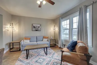 Image de 2 Bed Stunner/Everything new!