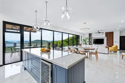 Image de Casa Sol: Luxury 4 Br, Ocean View Villa-Pool & Concierge - Playa Hermosa