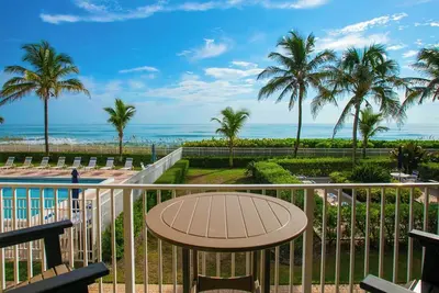 Image de ☀️🌴Stunning Beachfront Condo 🌊🏖️