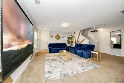 Image de Pet-FrndlyRetreat•600MbpsWiFi•8mi to Iah•Sleeps 14