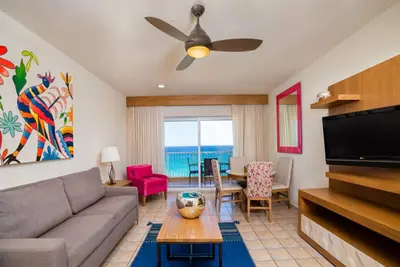 Image de Médano Beach resort in gorgeous Cabo San Lucas. Sleeps 4