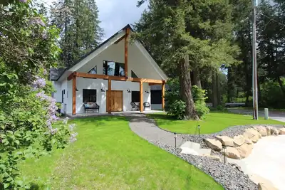 Image de Lakeside Hideaway - game room, office, w\/ optional semi-private dock rental