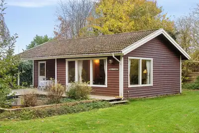 Image de Cozy summer house by Stevns Klint and.