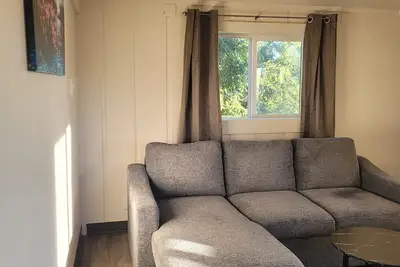 Image de Charming 1-bedroom apartment in lovely Coos Bay. Wi-Fi included!