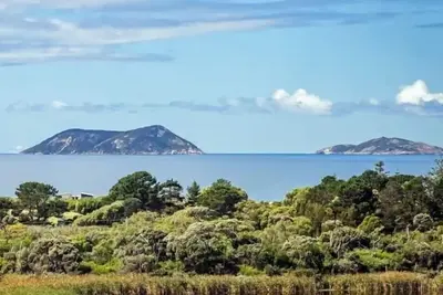 Image de Island House