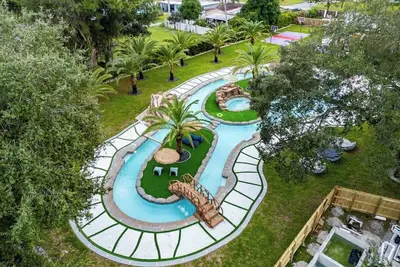 Image de One and Only Lazy River Pool/Slides/Cinema/Courts