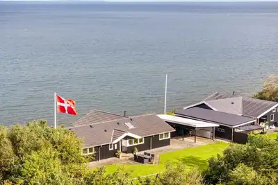 Image de \"Næwe\" - 10m to the inlet by Interhome