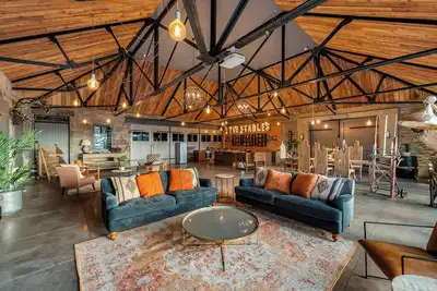 Image de The Stables - unique conversion with hot tub!