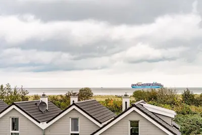 Image de Vacation apartment with private sauna, fresh sea air and magnificent sea views