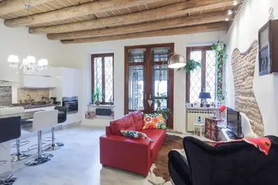 Image de [Ponte Pietra] 2 bedrooms - 2 marmble bathrooms - up to 6 guests free parking