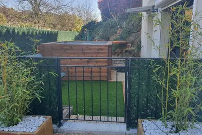 Image de Studio 40 m2 en rez de villa avec piscine privative