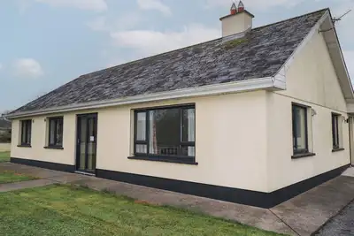 Image de Country Bungalow, family friendly in Gorteen, County Sligo
