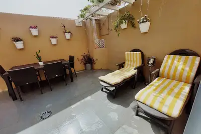 Image de House 5 min from the South Airport-Ideal for families-Children's play area-Terrace-Bbq