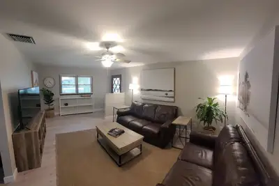 Image de Charming 2-bedroom hideaway with Ac and WiFi in lovely Vero Beach