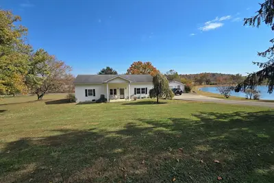Image de Lovely 3-bedroom home near the Bourbon Trail, with a lake in a country setting