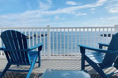 Image de Seaside Serenity \nOceanfront Cottage with private beach Perkins Cove\nNew 2025