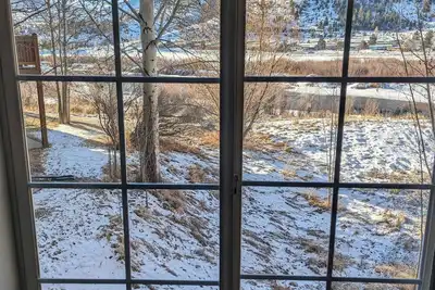 Image de 2 Bd Condo close to Vail & Beaver Creek w/ WiFi, Pool & Hot Tub, on Eagle River